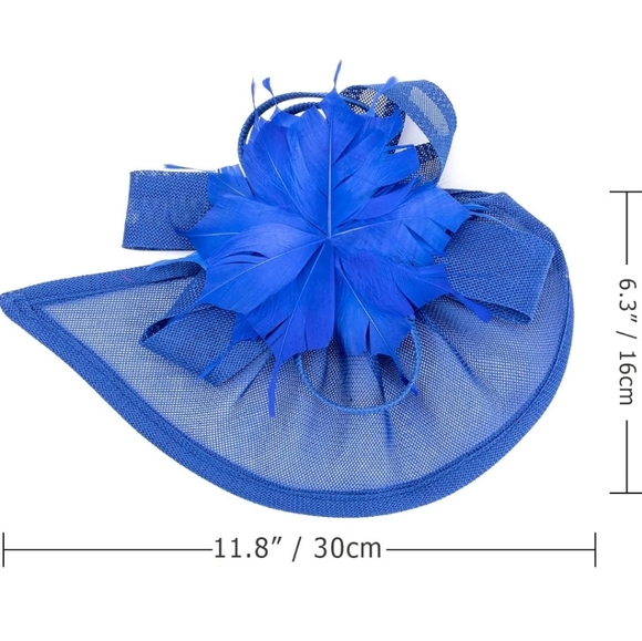 Elegant Blue Fascinator Hat - Picture 4 of 5